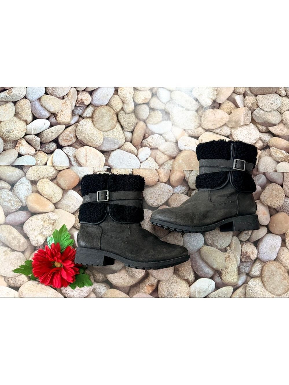 UGG WINTER BOOTS-SIZE 9 - Picture 2 of 9